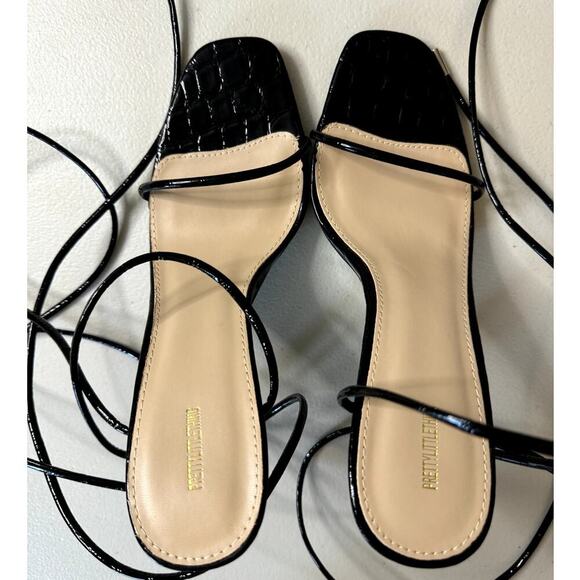 Strappy Black Wrap Heels Sandals Women's Size 7.5 PRETTYLITTLETHING - Picture 1 of 4